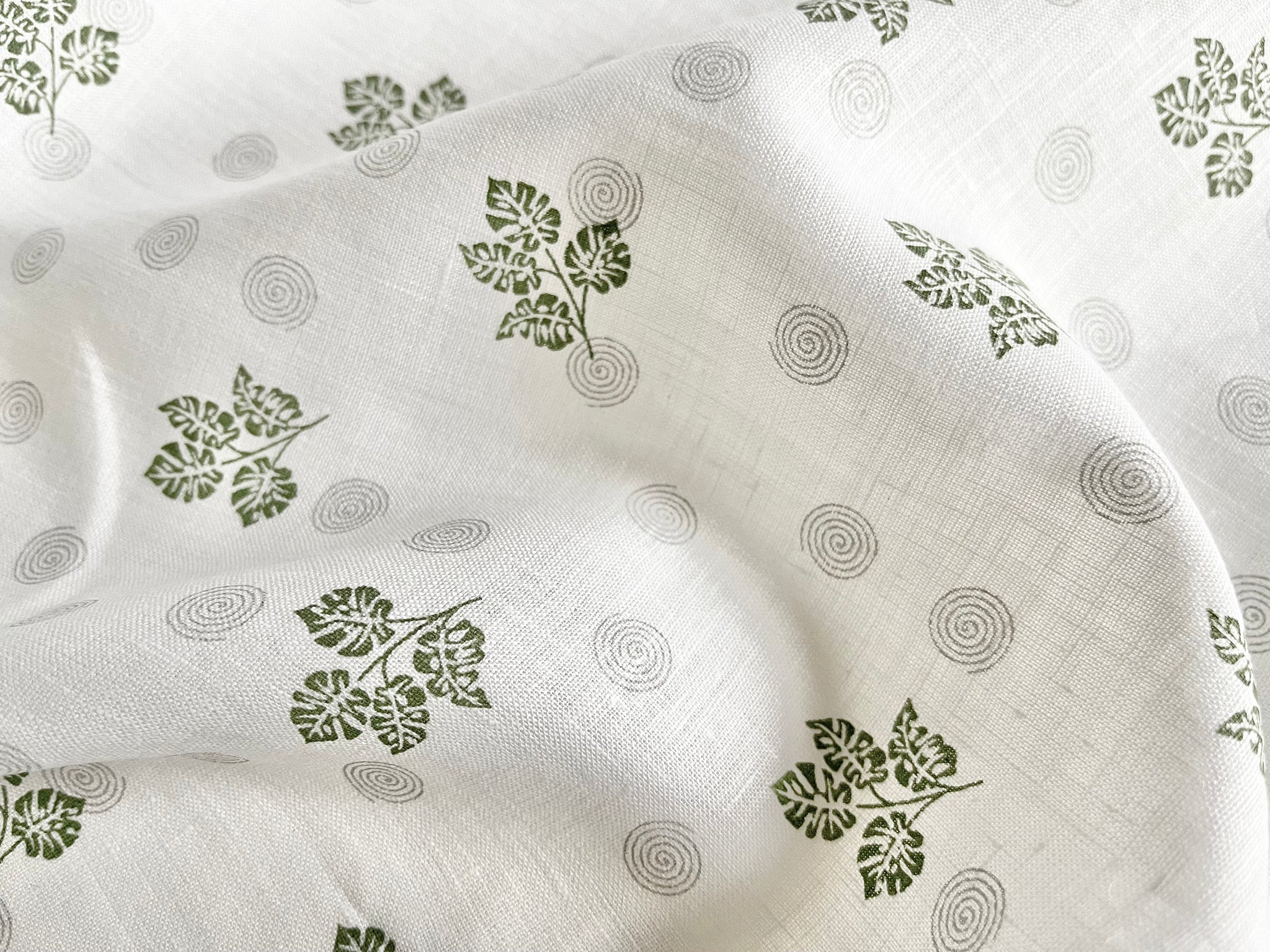 20 Yards Tropical Leaf Linen Fabric