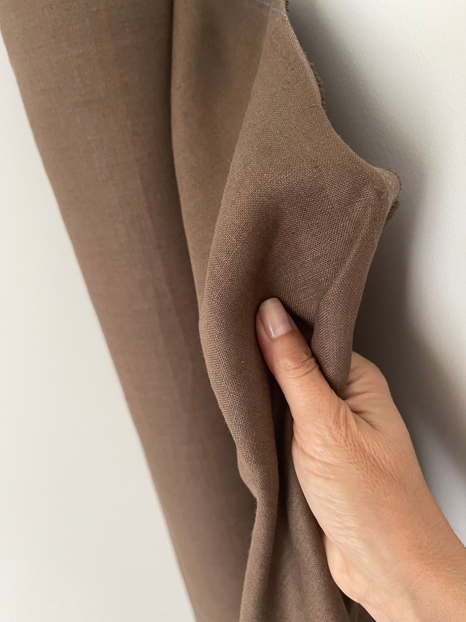 Deadstock Linen Fabric - Cocoa Brown