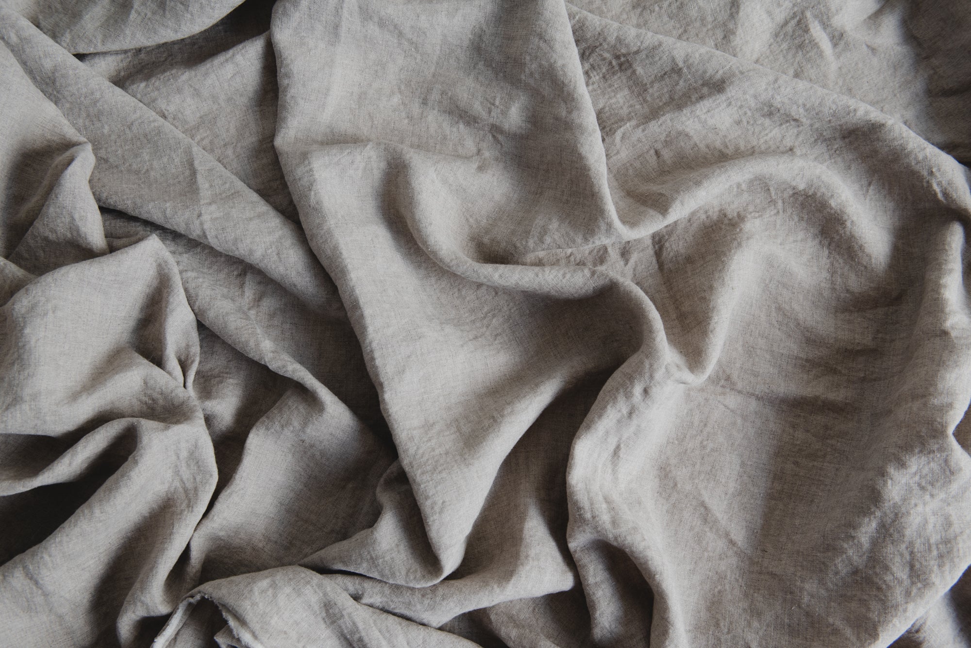 Natural Undyed Linen Fabric - Light to Medium Weight – Terra Textilia