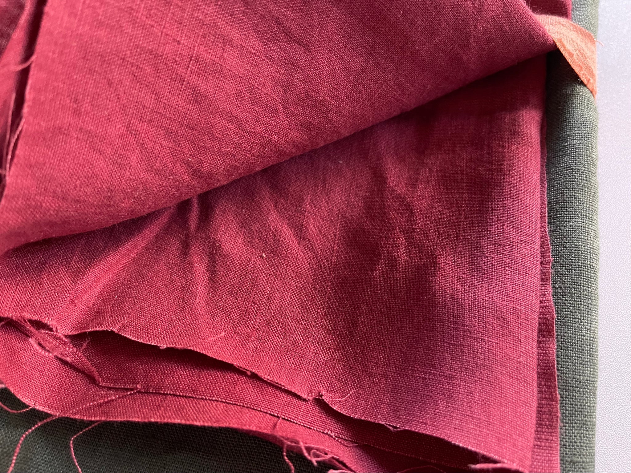 Linen Fabric Remnants - Maroon and Beetle