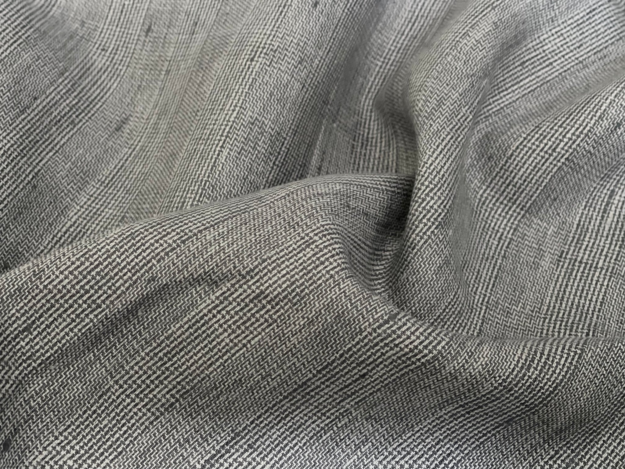 Deadstock Linen Fabric - Grey Plaid