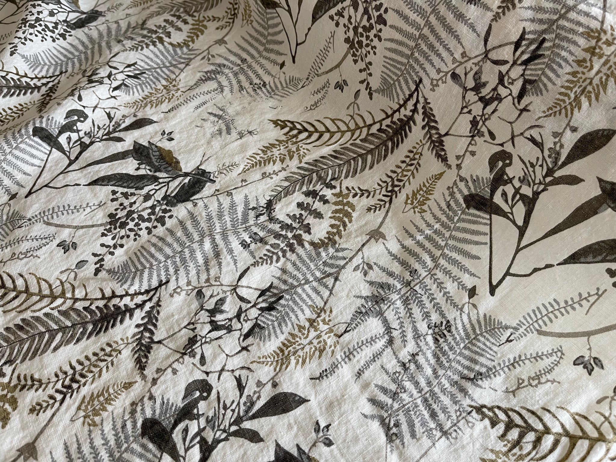 Flora Linen Fabric - Softened