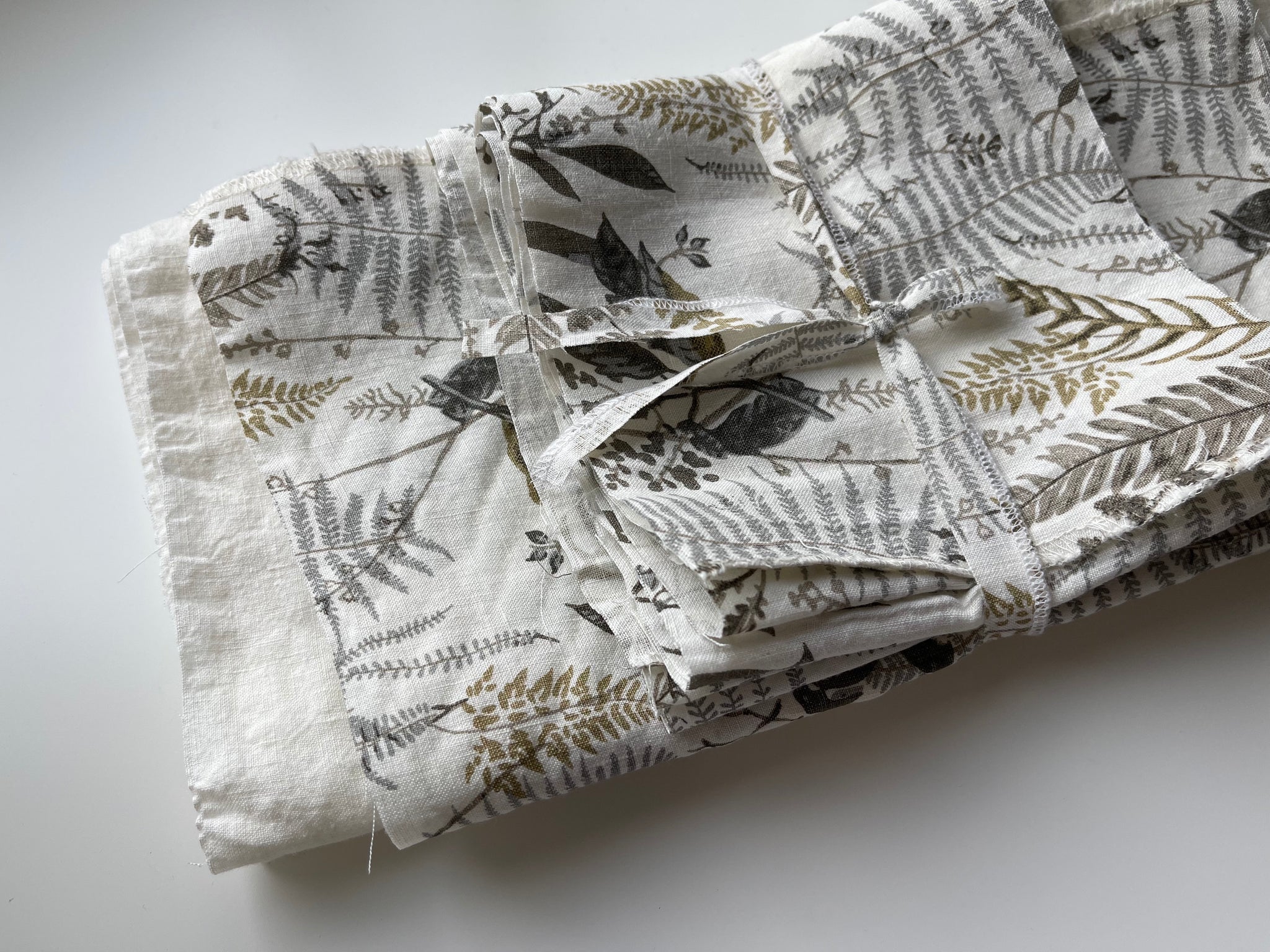 Linen Fabric Remnants - Flora and Ivory Stone Washed