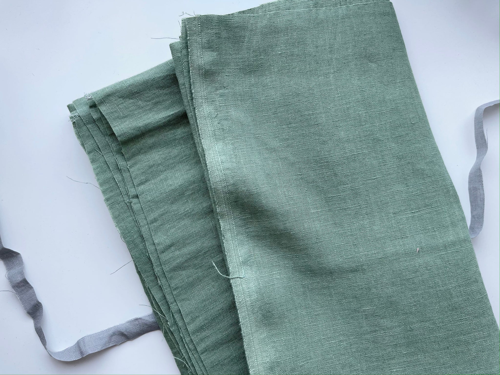 Linen Fabric Remnants - Moss Green